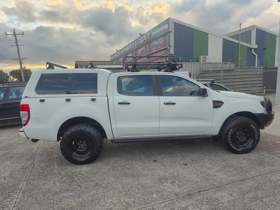Vehicle Thumbnail 9