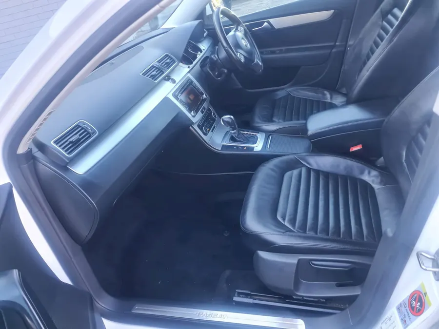 Vehicle Thumbnail 13