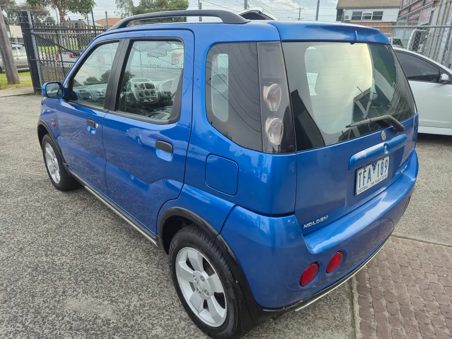 Vehicle Thumbnail 5