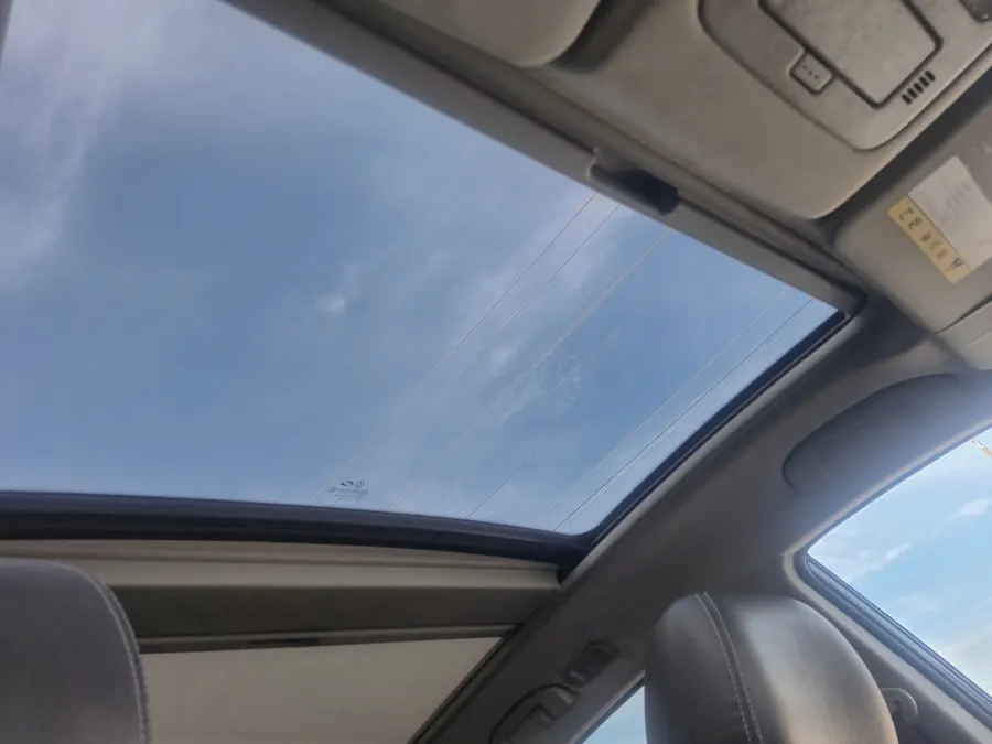 Vehicle Thumbnail 12