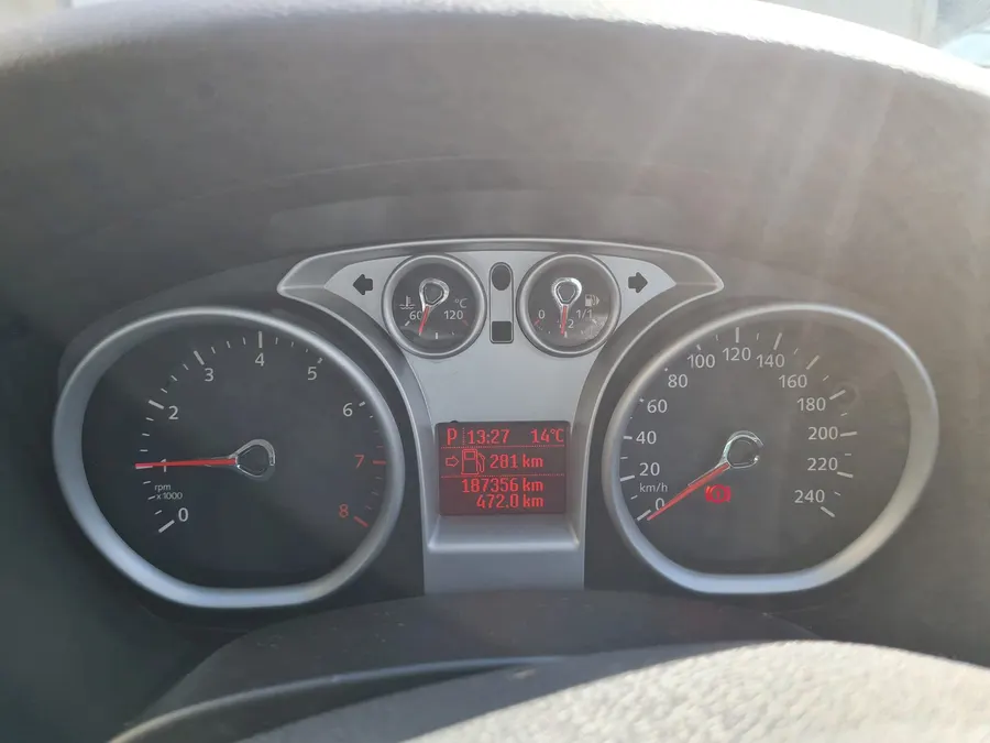 Vehicle Thumbnail 18