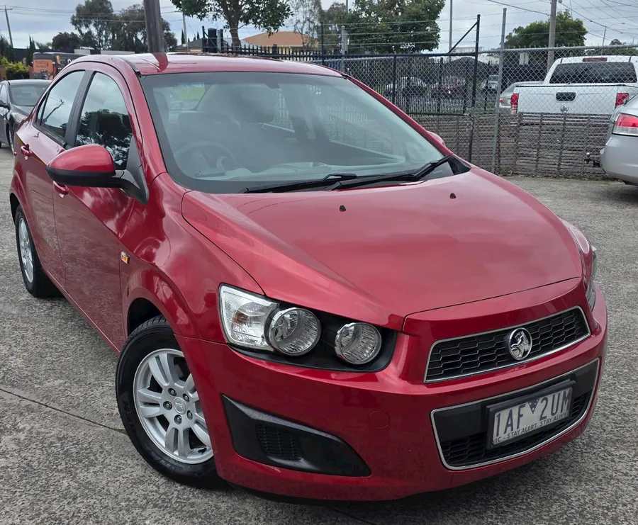 HOLDEN BARINA