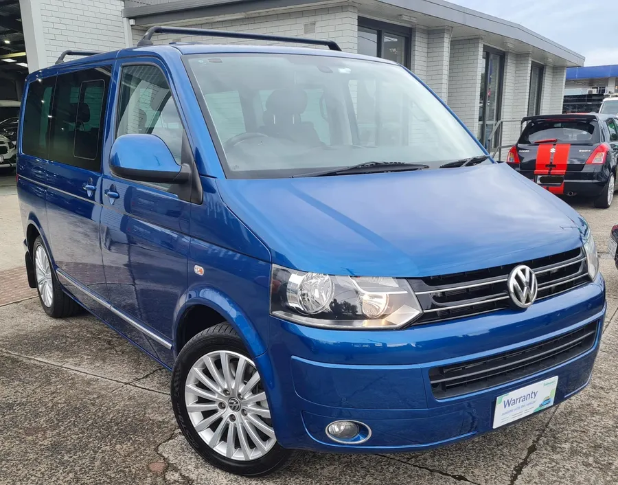 VOLKSWAGEN MULTIVAN